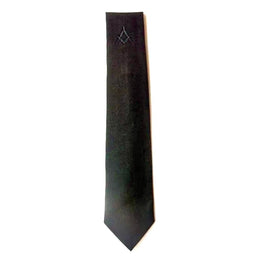 Cravate Maçonnique Noire – Équerre & Compas – Satin Élégant – Finition Classique