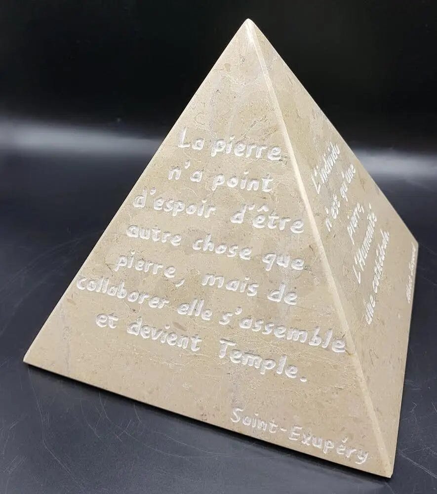 Sculpture Pyramide Trois Citations - gravure au choix sculpture Nos Colonnes - Boutique Maçonnique 