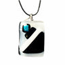Pendentif blanc et noir en verre fusionné N°7