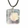 Pendentif translucide et chrome en verre fusionné N°12