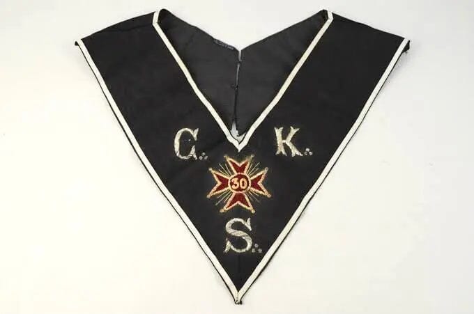 Sautoir Chevalier Kadosh Croix Templière CKH-CKS. 30° degré - Memphis-Misraïm sautoir Nos Colonnes - Boutique Maçonnique CKS 