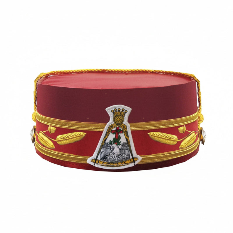 Toque de luxe rouge 18° degré – Chevalier Rose-Croix – Rite Écossais Ancien Accepté (REAA) – Nos Colonnes